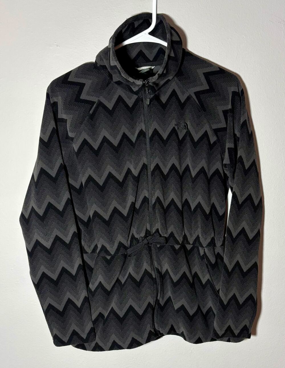 The North Face Women’s Gray Chevron Funnel Full Zip Fleece Jacket Coat Size M